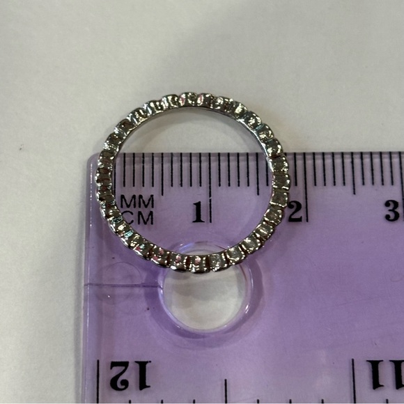 SHEIN 8-Pack Silver Stainless Steel Fashion Sparkly Shimmer Rhinestone Rings - Picture 5 of 8